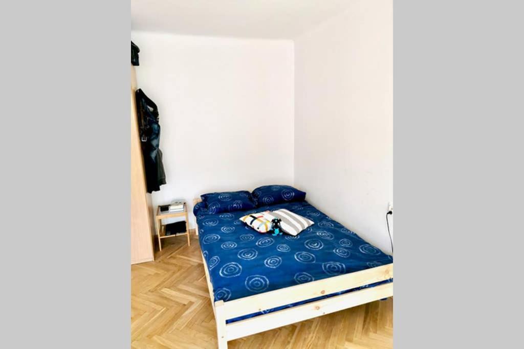Sunshine Parkside Hideaway - 3 Bedroom - By Upstairs Kraków Zewnętrze zdjęcie